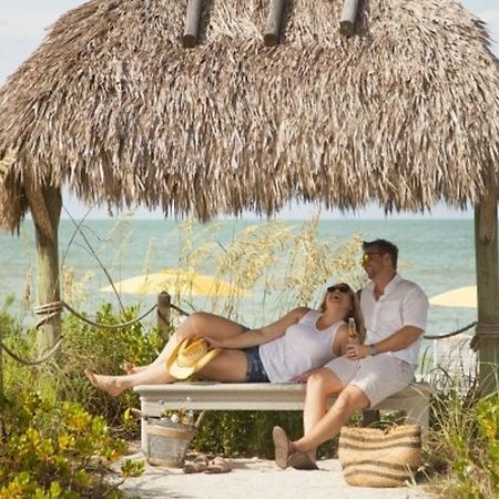 Sunset Beach Inn Sanibel Bagian luar foto