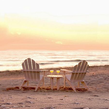 Sunset Beach Inn Sanibel Bagian luar foto
