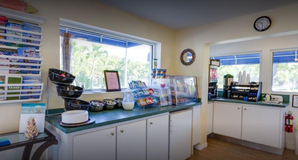 Sunset Beach Inn Sanibel Bagian luar foto