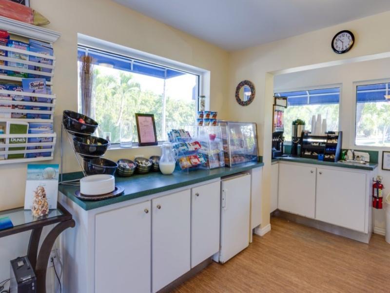 Sunset Beach Inn Sanibel Bagian luar foto